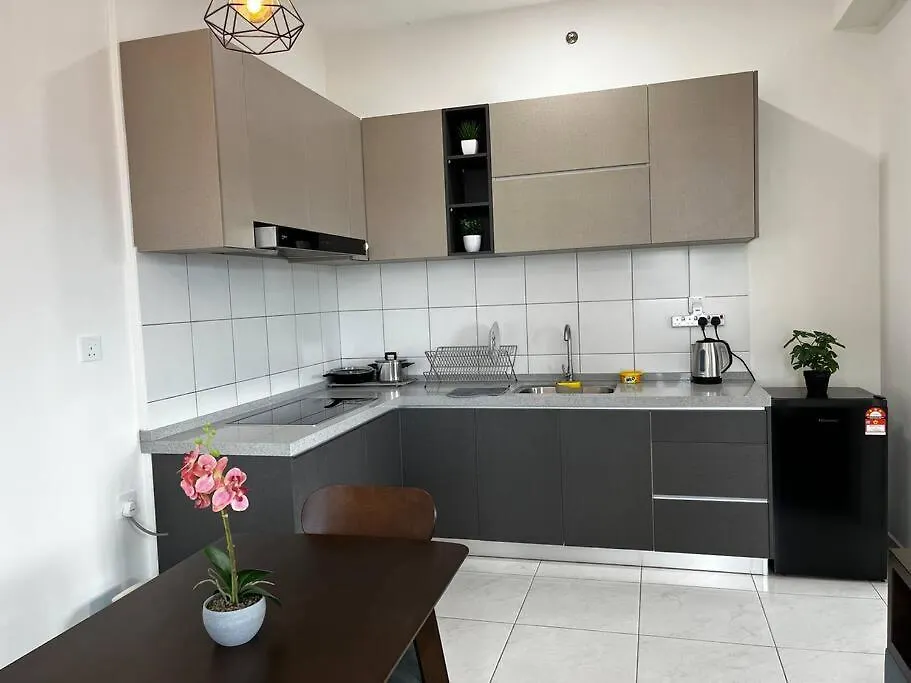 Lejlighed Sun Executive Suite Entire Unit @Bayan Lepas #5Pax #Queensbay #Spice #100Mbps Malaysia